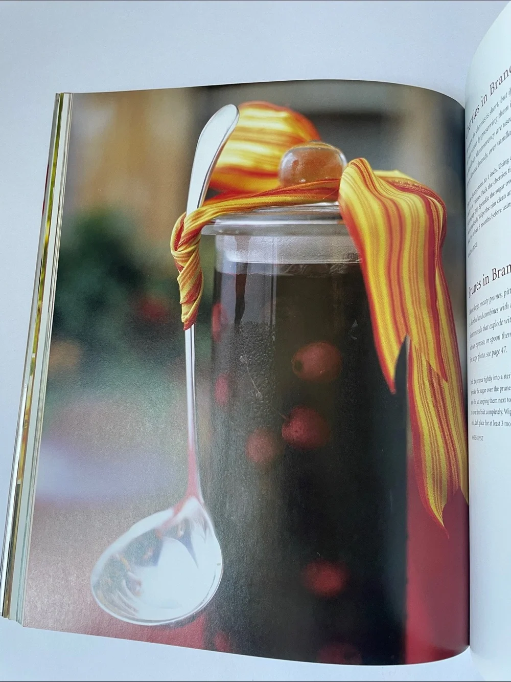 American Christmas Cookbook.  Recipes & ideas to inspire Holiday Traditions